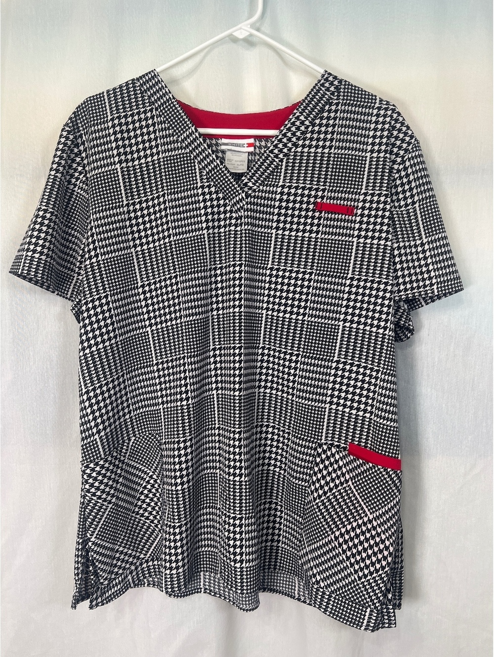 White Cross Houndstooth Pattern Scrub Top Women's XL